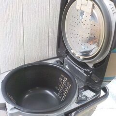 象印 圧力IH炊飯ジャー 5.5合炊き NP-WS10 南部鉄器 極め羽釜 2014年製 ZOJIRUSHI プライムブラック 西岡店の画像
