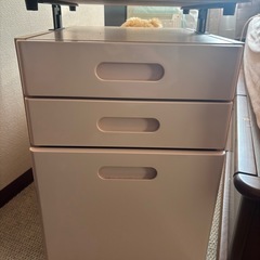 学習机の片袖　ワゴンです