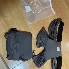 スモルビ　軽量抱っこ紐