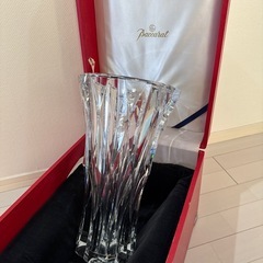 オールドバカラ　花瓶の画像