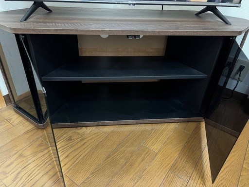 Hisense 43E 6Gテレビ（別スピーカー、テレビ台も含める）