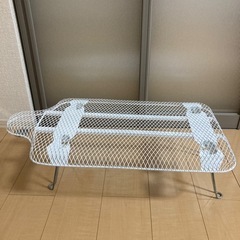 YAMAZAKI畳めるアイロン台 襟にフィット
