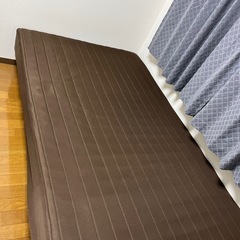 【取引成立】ニトリの脚付きボンネルコイルマットレス
