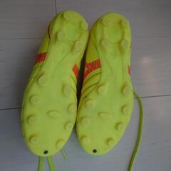 サッカーシューズ　23.0cmの画像