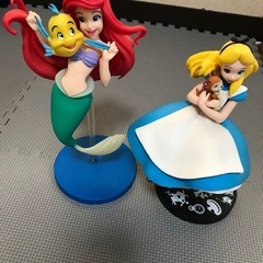 アリエルとアリスのフィギュア