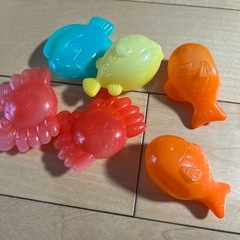 お魚おもちゃ