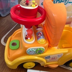 アンパンマン  よくばりビジーカーの画像