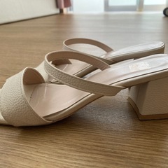 SHEIN ミュール2足の画像