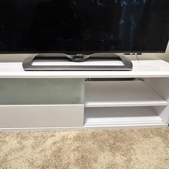 テレビ台(テレビは付属しません)