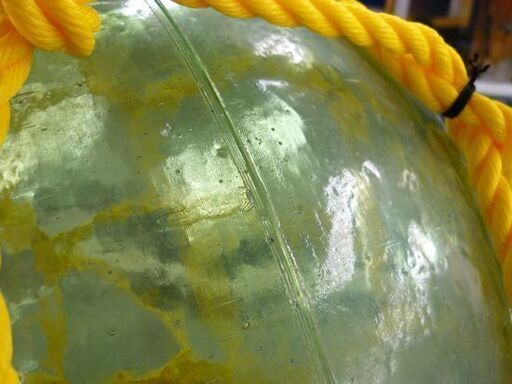 ガラス浮き球ブイ　35㌢ ☆浮き球 ガラス玉 直径約35cm 保護網つき オブジェ 漁具 硝子