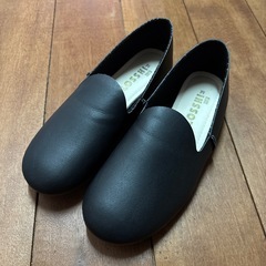 黒　靴　Mサイズ　新古品　しまむら