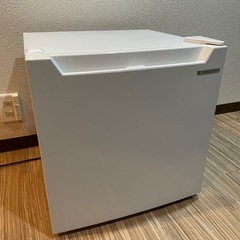 冷蔵庫　ノンフロン　2022年製　