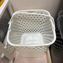 洗濯かごです