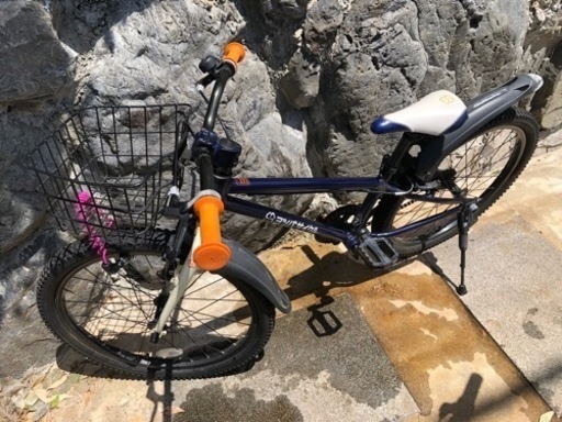【お話し中】ヨツバサイクル  22インチ　子供118cm〜　自転車9kg　★前カゴ&ベル&泥除け&スタンド装着