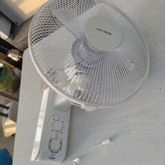 (取引中) 壁掛け扇風機