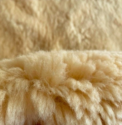 未使用　ムートンライフ　ムートンシーツ　シングル　定価250000円 ムートンシーツ