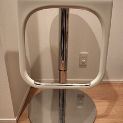 イケア　カウンターチェア　回転の画像