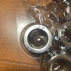 新品の貫通ナット18個の画像