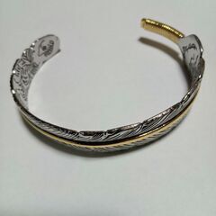 バングル