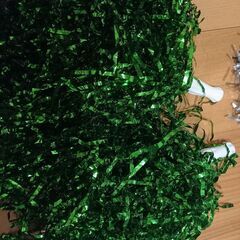 小学生チアガールのポンポン(持ち手グリップ付き)※一部に使用感ありの画像