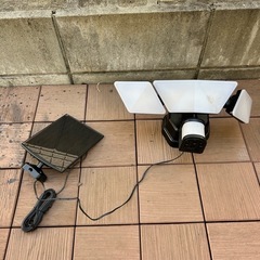 ソーラーライト　防犯に