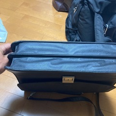 値下げ未使用のビジネスバッグの画像