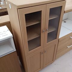 ★ジモティ割あり★  食器棚 ベージュ W58×D42×H120...