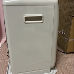 CORONA石油ファンヒーターの画像