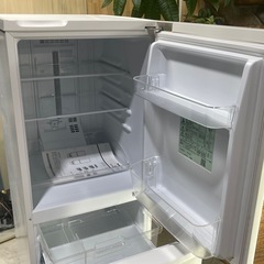 💥激安💥❗️配送無料❗️パナソニックホワイト冷蔵庫　138L 2019年製　NR-B14BW-W の画像