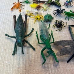 昆虫フィギュアセットの画像