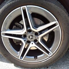 R.4(2022)年 メルセデス・ベンツ GLAクラス GLA200d 4マチック AMGラインパッケージ 4WD ★ ワインレッド  オートマ　全方位カメラ　ETC2.0　ドラレコ　パワーバックドア　置くだけ充電　フルオプション　純正AW19Inc　車検7年12月　17261の画像