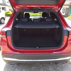 R.4(2022)年 メルセデス・ベンツ GLAクラス GLA200d 4マチック AMGラインパッケージ 4WD ★ ワインレッド  オートマ　全方位カメラ　ETC2.0　ドラレコ　パワーバックドア　置くだけ充電　フルオプション　純正AW19Inc　車検7年12月　17261の画像