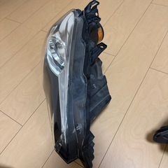 (購入者決まりました)86前期純正ヘッドライトの画像