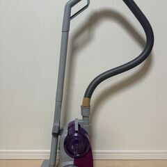 ツインバード工業製サイクロン式クリーナーYC-5018
