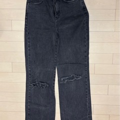 ワイドストレートデニム　Stradivarius