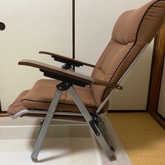 折りたたみリクライニングチェア