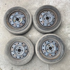 鉄製ホイール4本タイヤ付き