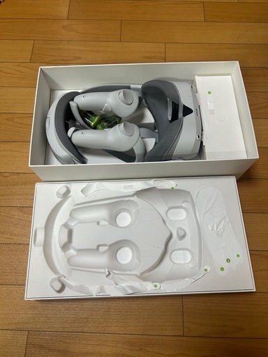 VR PICO4