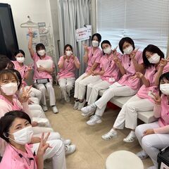 【正社員医療事務】皮膚科クリニックでの受付・事務/『関わる全ての人に幸せを。』―成長を共に実現し、チームで支え合える方を募集しています。の画像