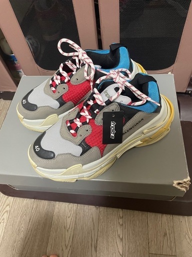 バレンシアガ TRIPLE S TRAINERS トリプルエス トレーナー ローカットスニーカーシューズ マルチ