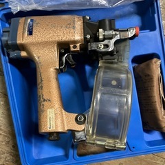万能釘打機の画像