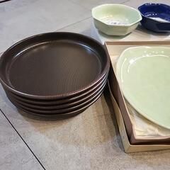 和皿 湯飲み セット売りの画像
