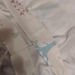 カーテンの画像