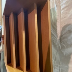 白井産業　ピノコロ　絵本棚　リスちゃんの画像