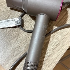 【ダイソン】ドライヤーの画像