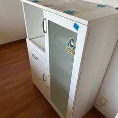 キッチン収納棚