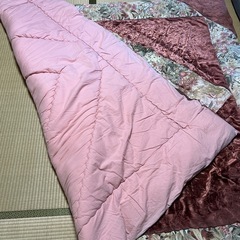 こたつ布団の画像