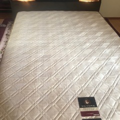 お取引中！ワイドクィーンベッド（ダブルベッド寸法） 