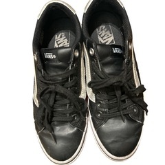 vansスニーカー【23.5㌢】の画像