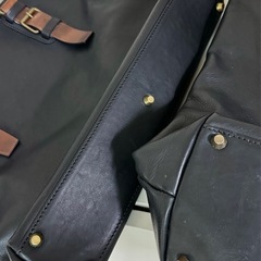 日本製ハンドメイドレザーバッグの画像